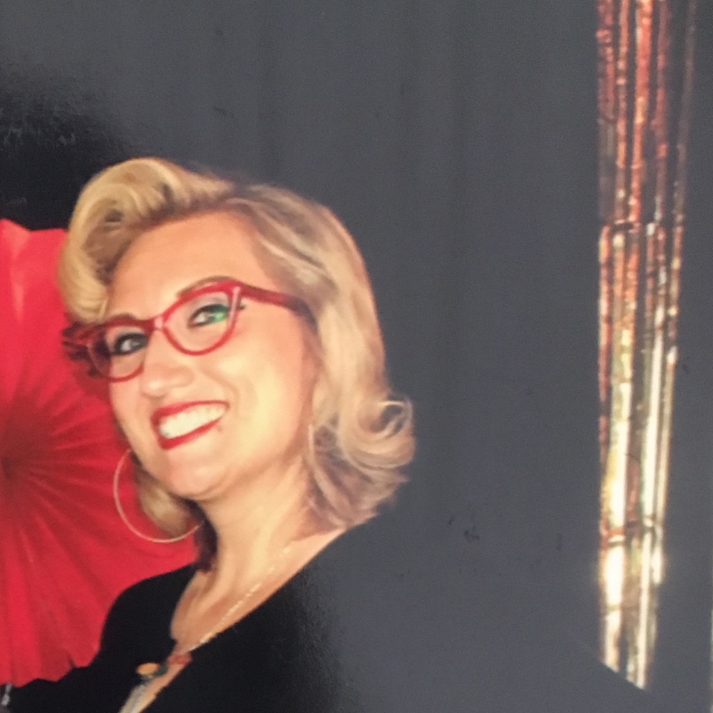 Meet your Posher, Monica